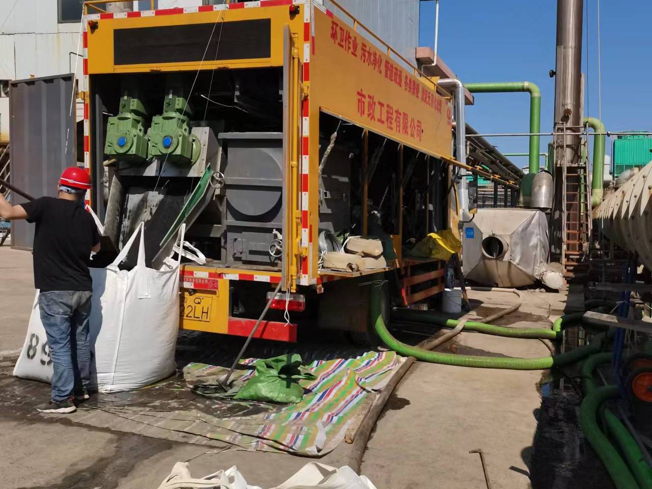 温州淤泥压干处理